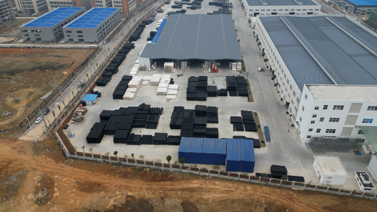 大口徑 PE 管地下埋設(shè)施工：土方開挖規(guī)范與地下障礙規(guī)避?