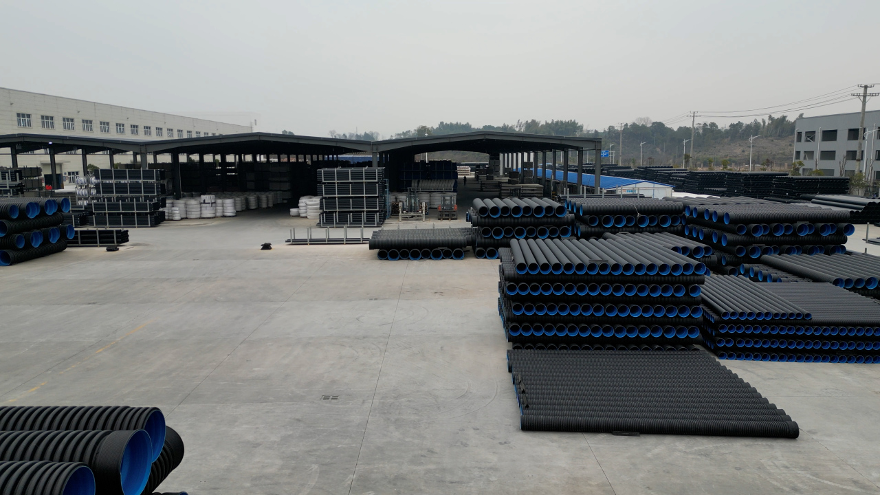 PE 塑料檢查井環(huán)保維護：減少環(huán)境污染的方法?