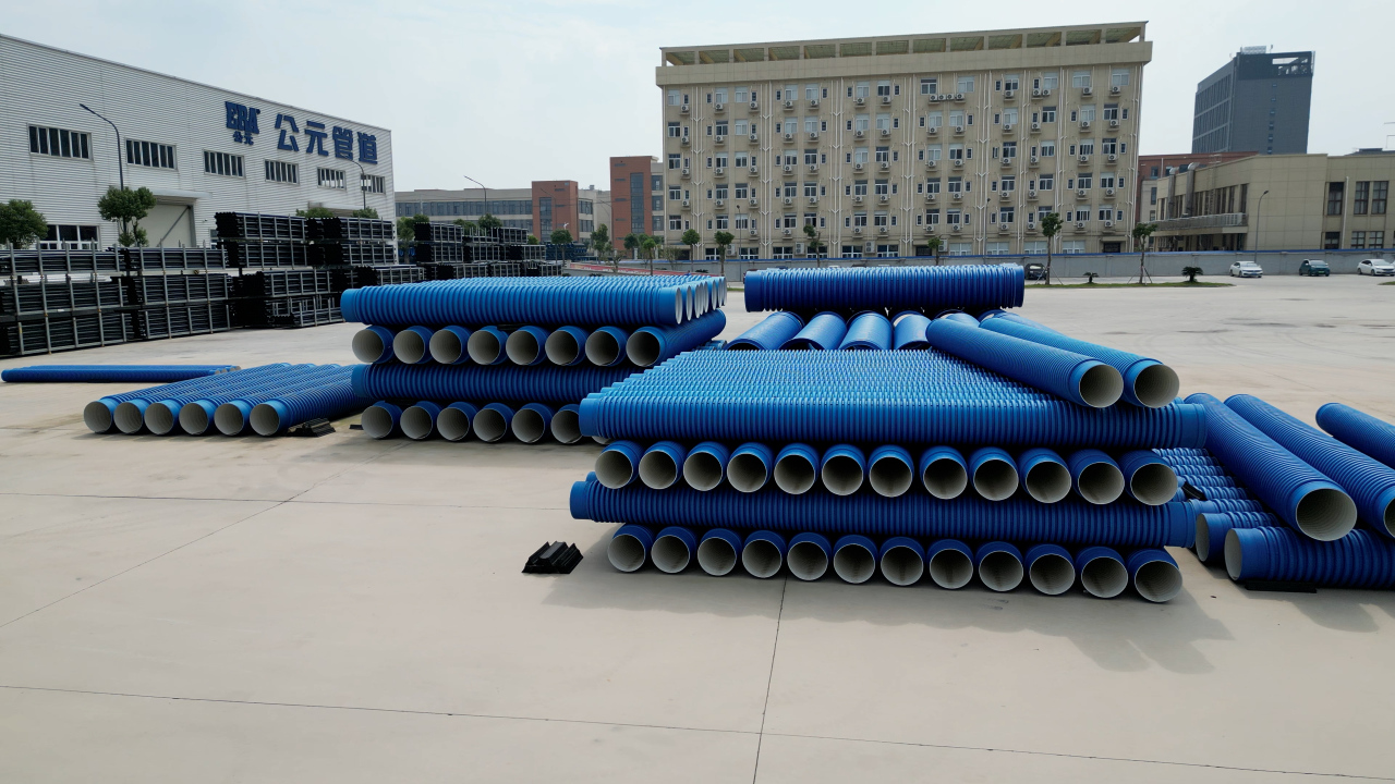 大口徑 PE 管安裝后壓力測(cè)試：介質(zhì)選型與壓力等級(jí)設(shè)定?