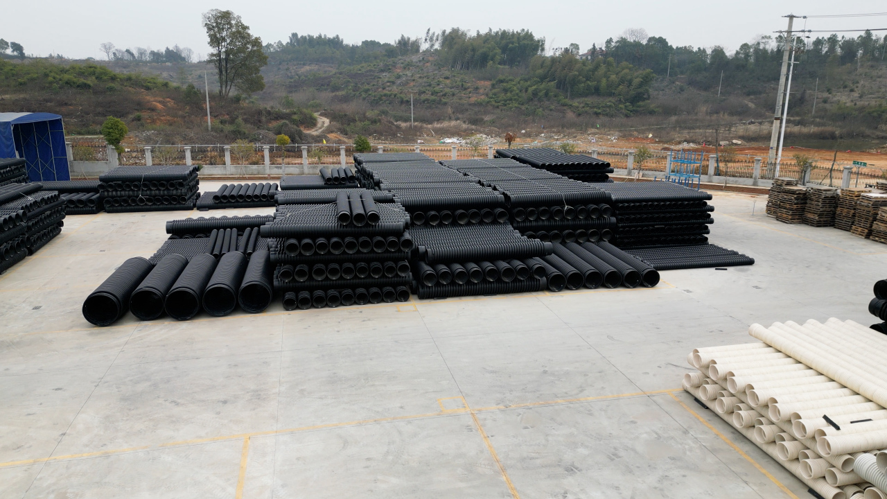 市政工程選用大口徑 PE 管的技術依據：特性與工程需求匹配分析?